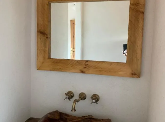 Alzitedda Πανσιόν